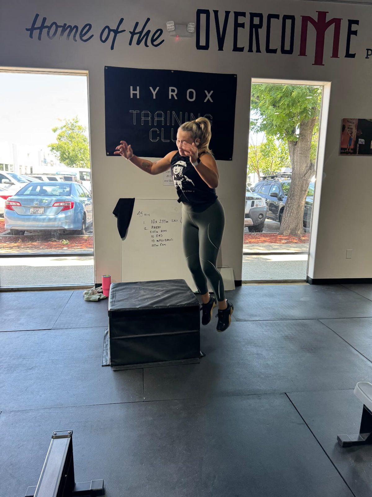 Box jumps in the HYROX training club
